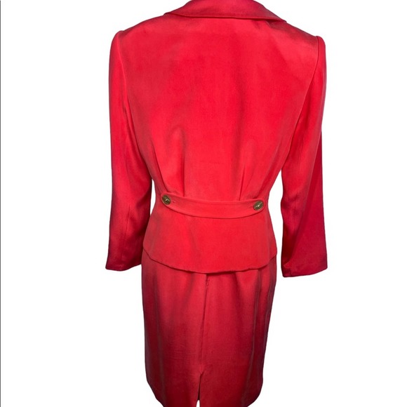 Red Silk Suit Morgan Taylor 8 - Picture 2 of 14